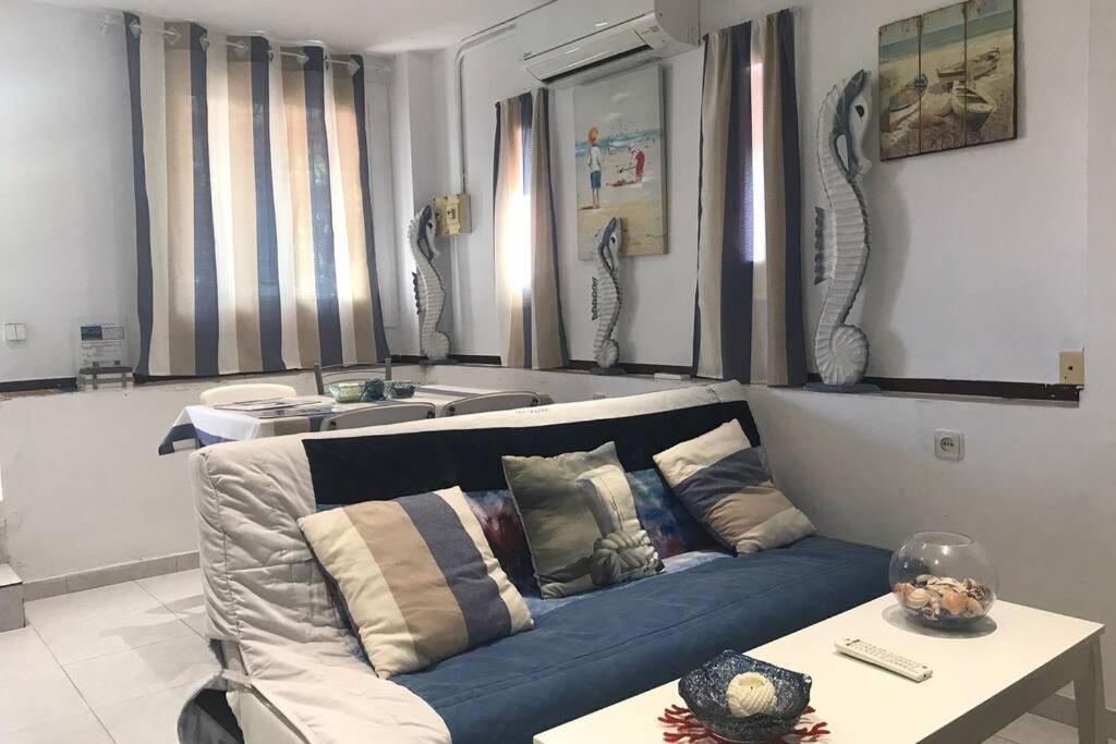 Apartamento En La Playa De Calafell. Barcelona Luaran gambar