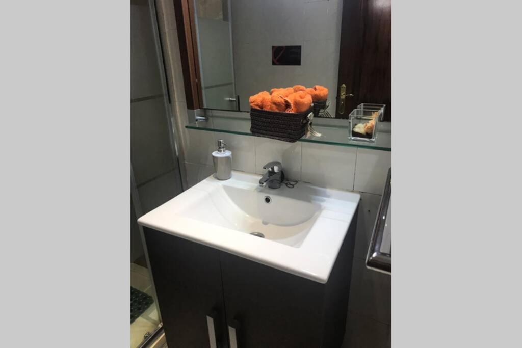 Apartamento En La Playa De Calafell. Barcelona Luaran gambar